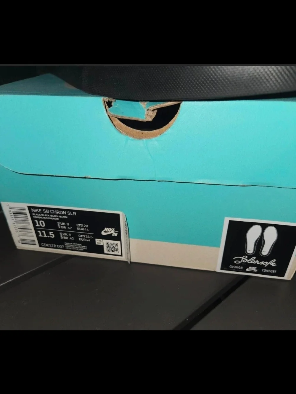 Nike SB CHRON SIR Brand New In Box